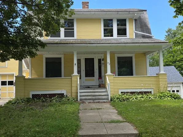 172 Maine Avenue, Millinocket, ME 04462