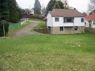 2nd image of 539 Brown Ave