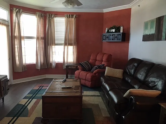 2627 Suncrest Village Cir — Photo 3