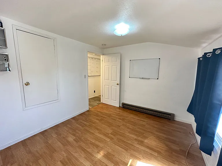 304 S Anderson St — Photo 13
