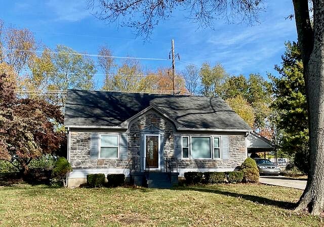 1st image of 126 Preston Ct