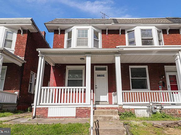 3rd image of 2251 Logan St