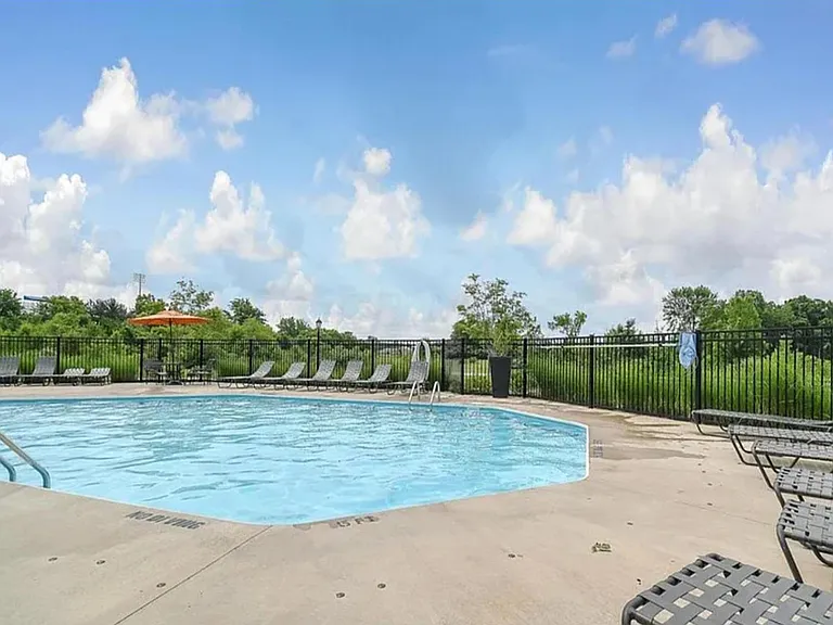 6031 Bluestone Way — Photo 36