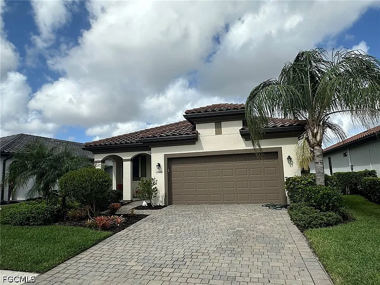11600 Golden Oak Ter — Photo 4