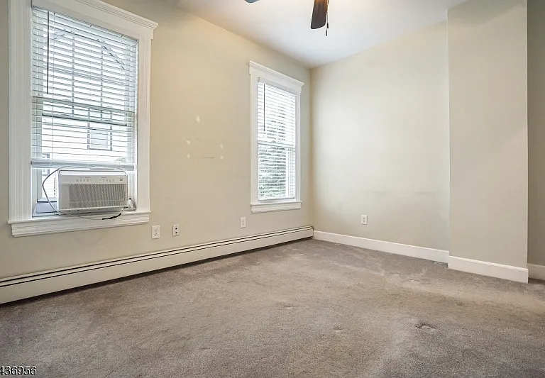 42 N 21st St #1 — Photo 12