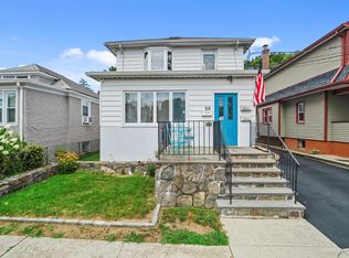 28 Acorn Ter, New Rochelle, NY 10801