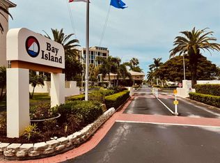 7420 Bay Island Dr S APT 177, South Pasadena, FL 33707