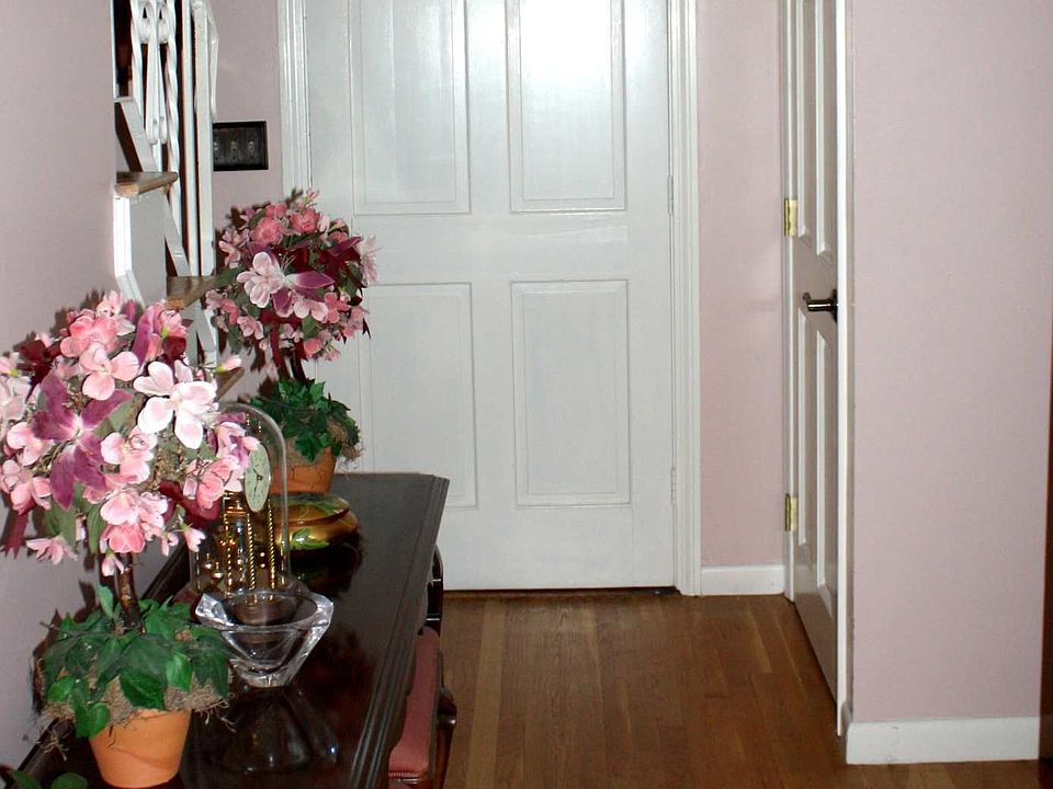 2nd image of 70 Anawan St