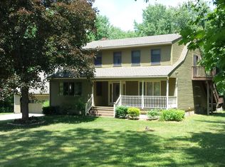 32 Fred Jackson Rd, Southwick, MA 01077