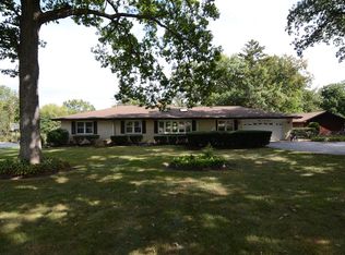 3N211 Valewood Dr, West Chicago, IL