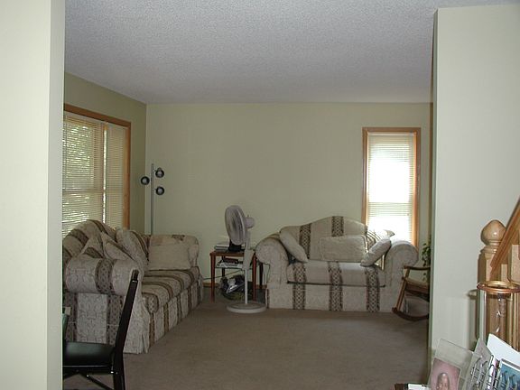 3rd image of 1617 Hillside Ave N