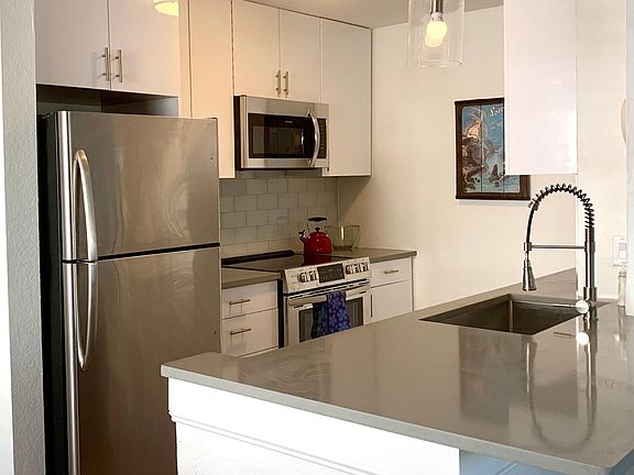 2nd image of 850 S Tamiami Trl #5