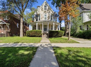 1407 W Barker Ave, Peoria, IL 61606