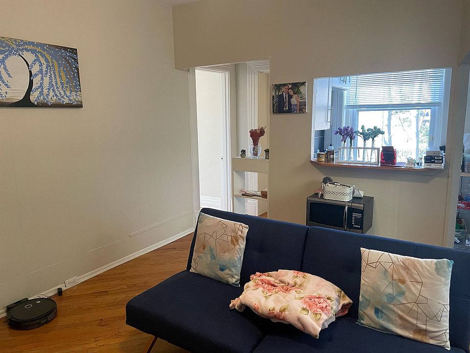 1st image of 332 Stratford Ave APT 3