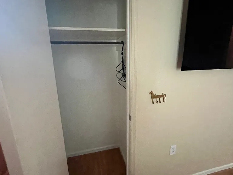 723 Poplar St — Photo 9