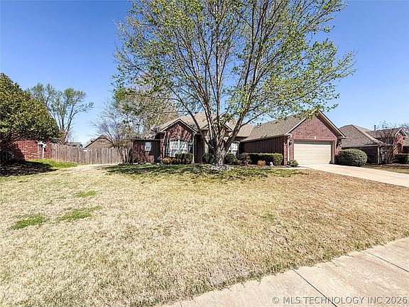 2nd image of 5312 Richmond Dr
