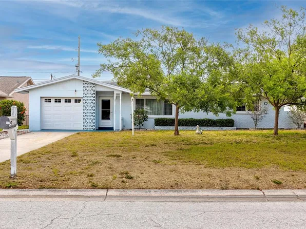 7777 117th St, Seminole, FL 33772