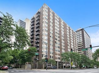 3033 N Sheridan Rd APT 802, Chicago, IL 60657