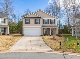 5883 Odenton Ln, Pfafftown, NC 27040