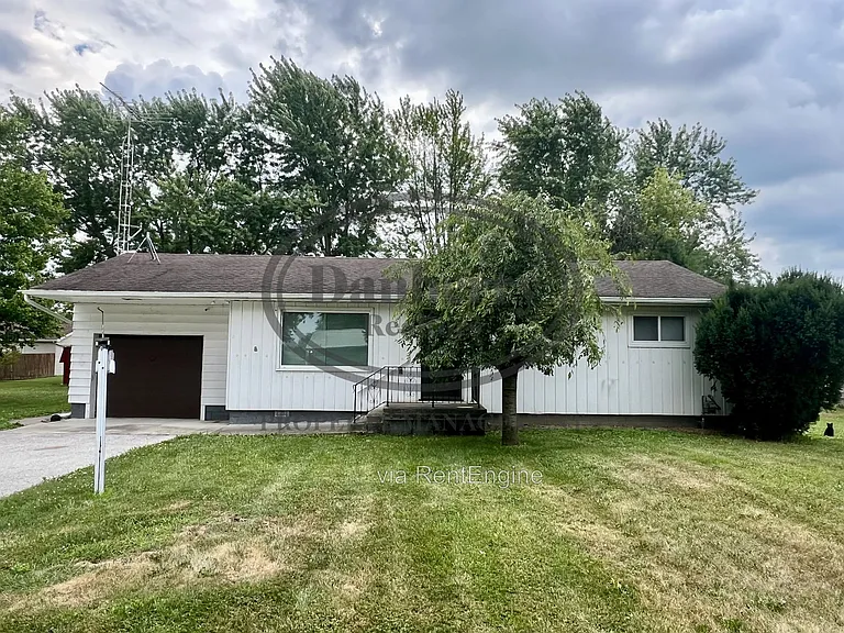 12560 W Hughes St — Photo 1