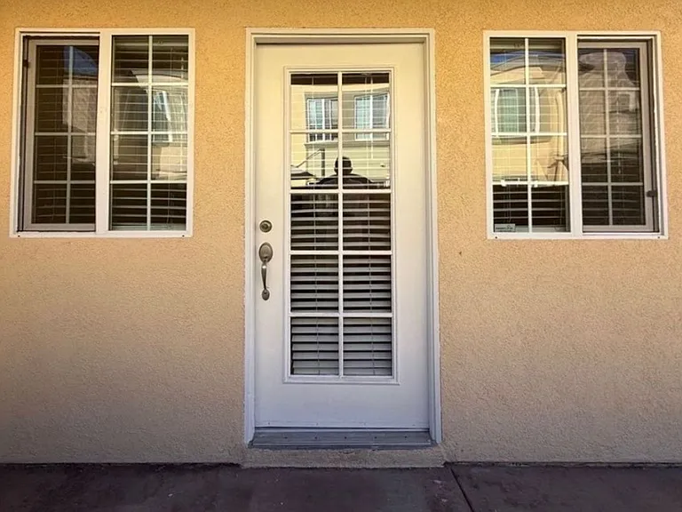 5402 Balboa Arms Dr #308 — Photo 1