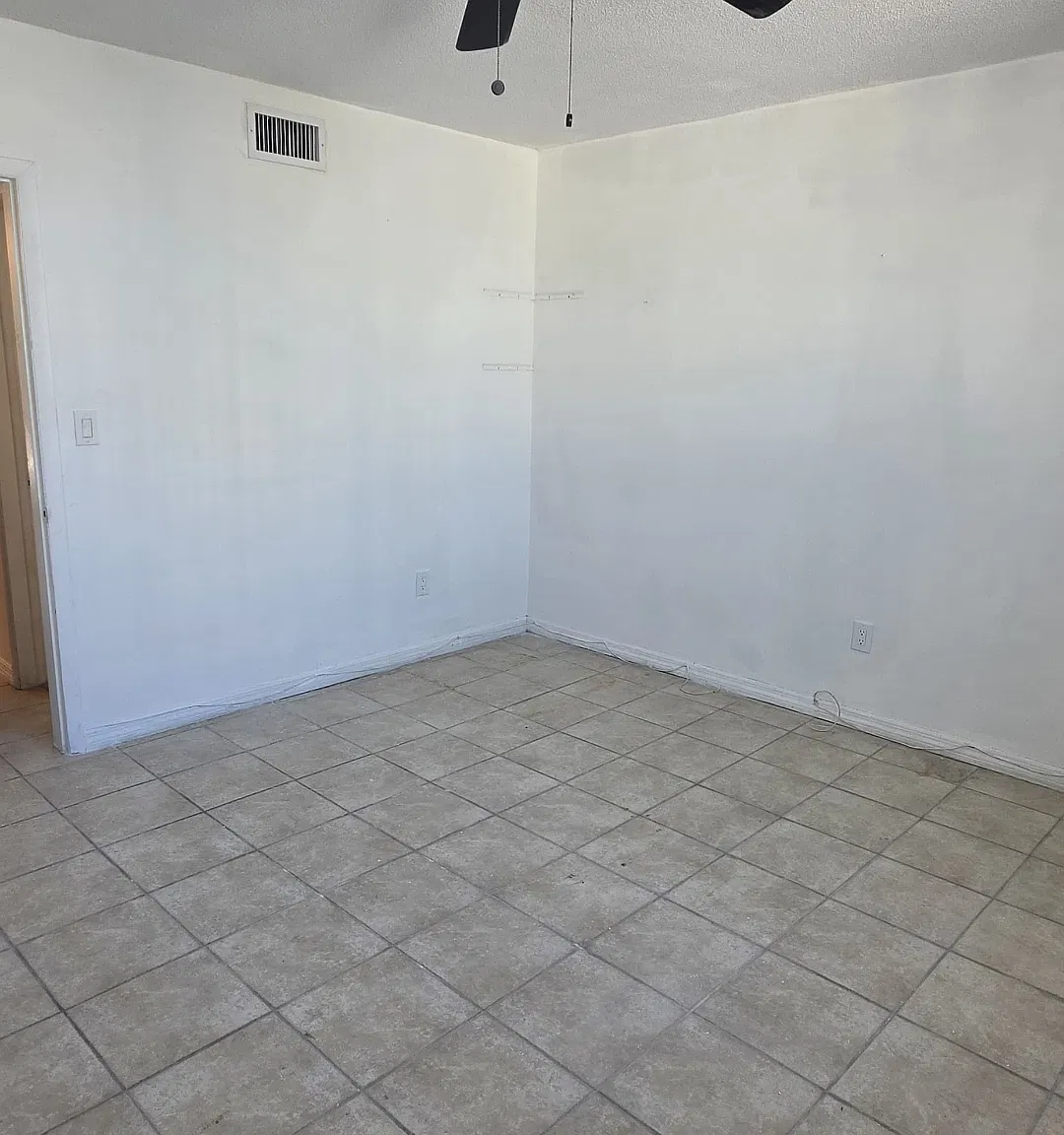 1 bed, 700 sqft, $1,900 — Photo 3