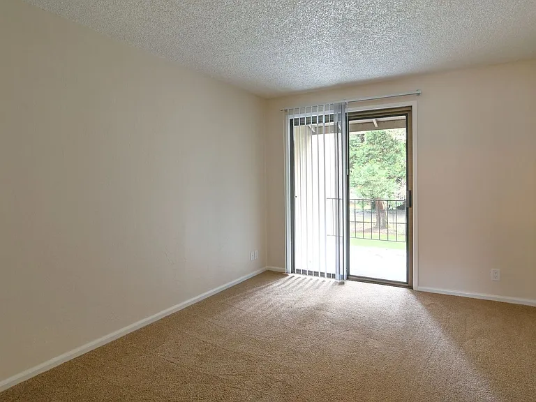 Kentfield Townhomes I & II — Photo 24