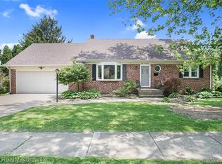 517 S Scott St, Adrian, MI 49221