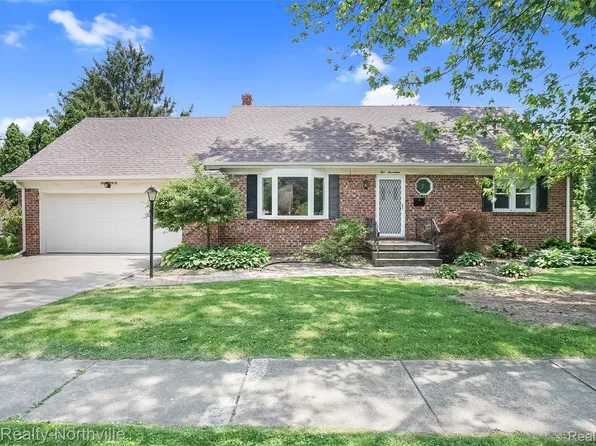 517 S Scott St, Adrian, MI 49221