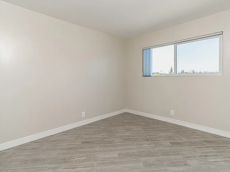 4040 Badillo Cir — Photo 5