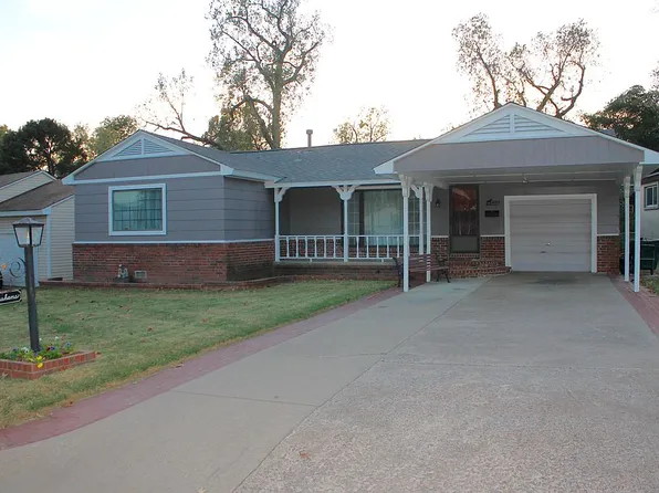 1004 N Maple Ave E, Sand Springs, OK 74063