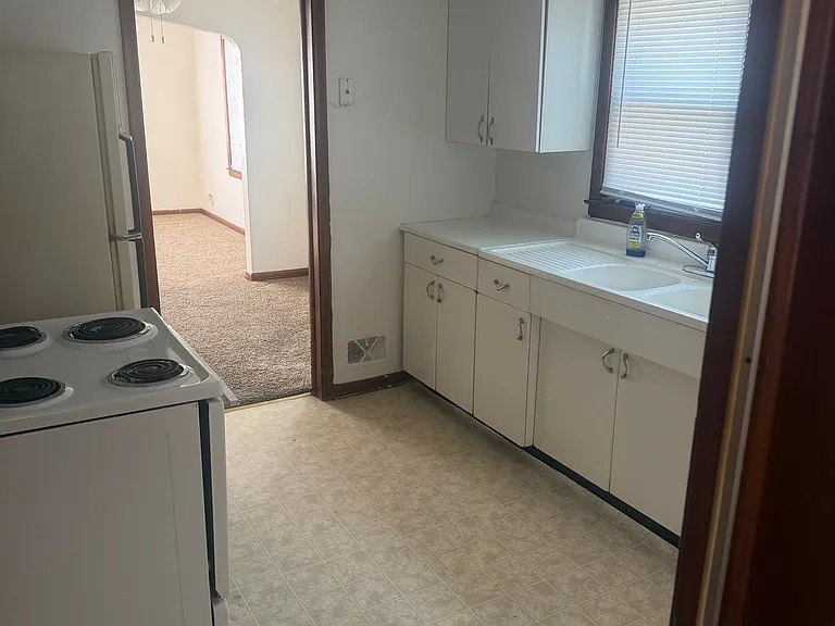 3721 Watson Ave #LOWER — Photo 7