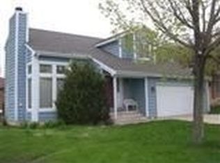 3803 Wind Meadow Ct, Valparaiso, IN 46383