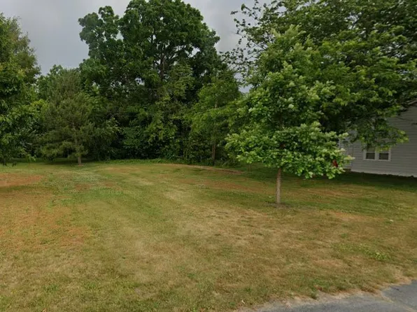 117 Railroad Ave, Houston, DE 19954