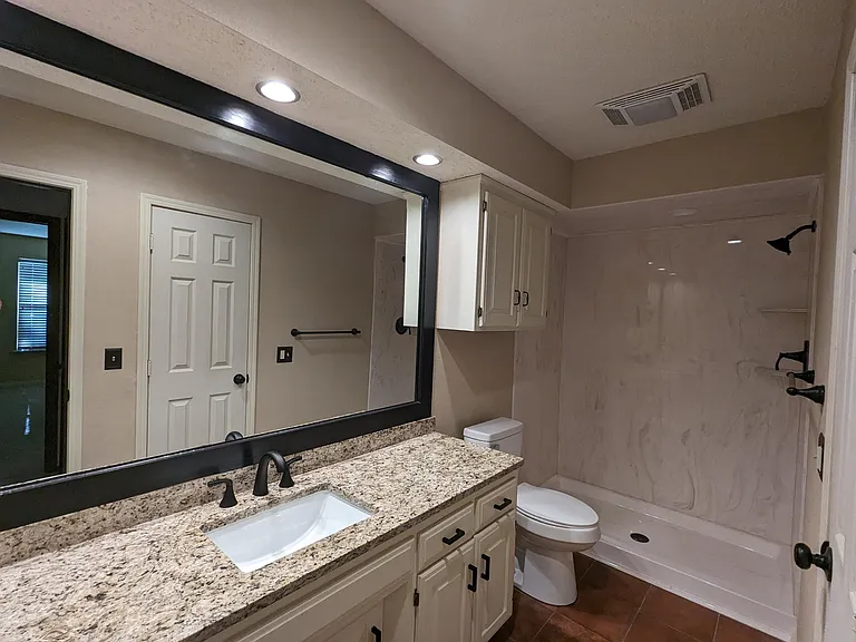 2630 W Washington Pl — Photo 10