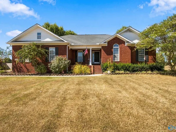 23917 May Ln, Athens, AL 35613