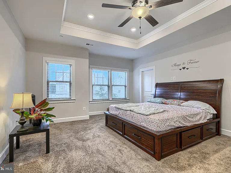 7142 Starmount Way — Photo 62