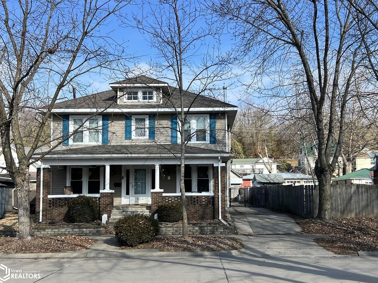 327 Avenue E, Fort Madison, IA 52627 | Zillow