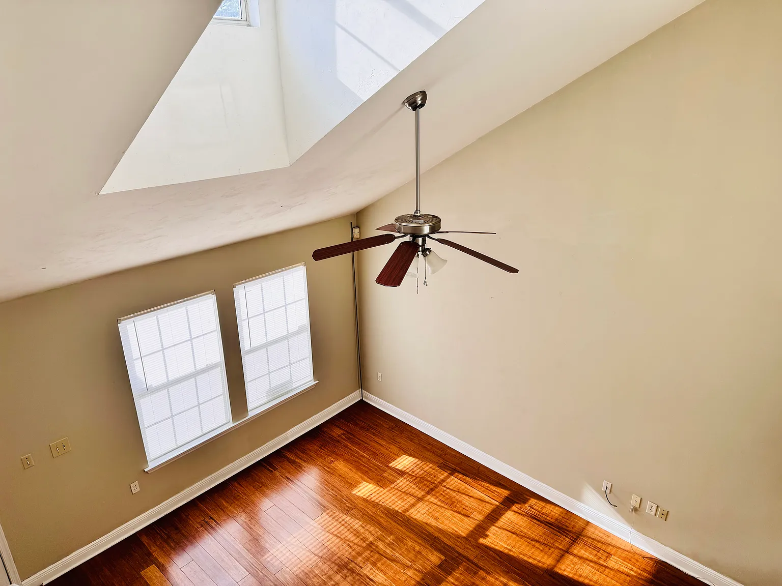 3 bed, 1338 sqft, $1,600 — Photo 3