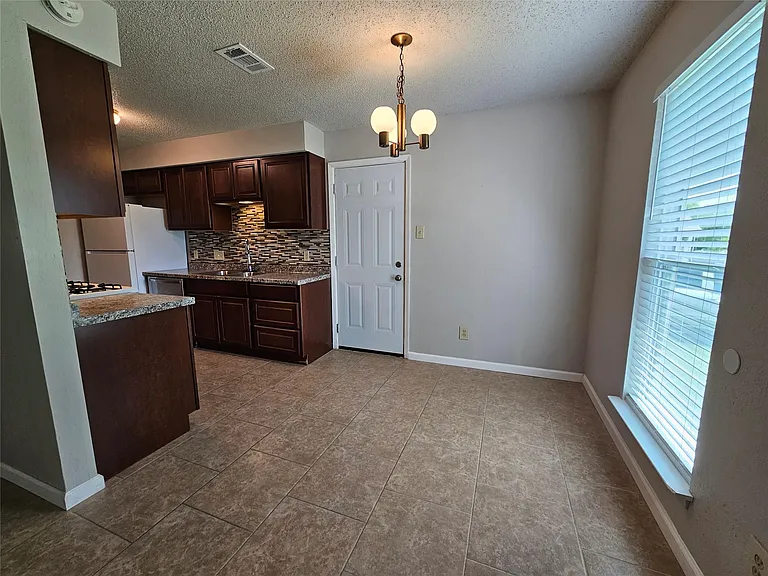 6800 Lunar Dr #A — Photo 8