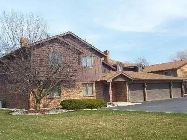 1315 Brookside Dr APT C, Munster, IN 46321