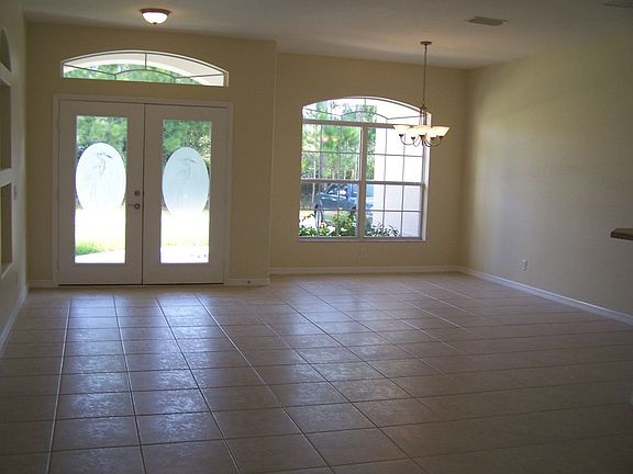 Living Room/Dining Room