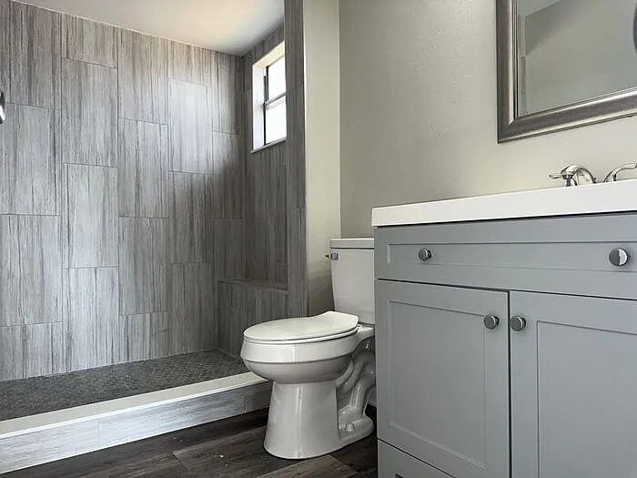 17608 Shadyside Cir — Photo 15