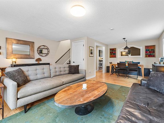 5th image of 218 E 8th Street