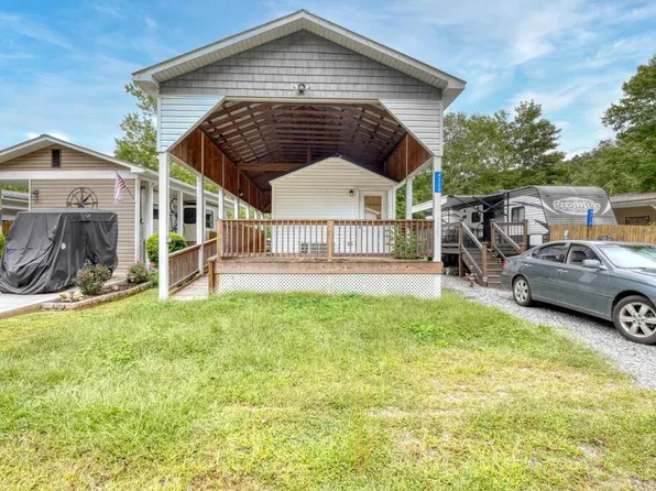 4220 Riverbank Run, Hiawassee, GA 30546