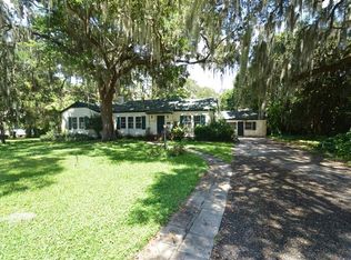 211 25th St W, Bradenton, FL 34205