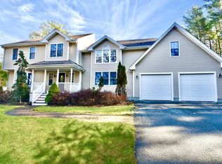 1030 Russells Mills Rd, Dartmouth, MA 02748