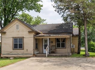 905 N Parker Ave, Bryan, TX 77803