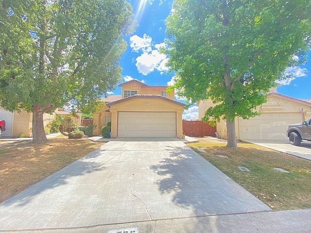 1st image of 1725 Scenic View Dr
