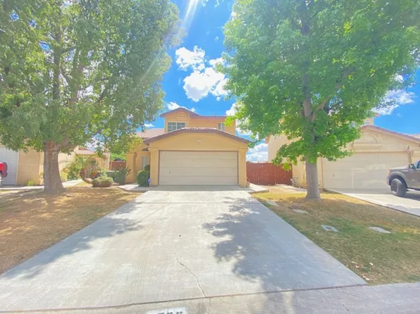 1725 Scenic View Dr, Bakersfield, CA 93307